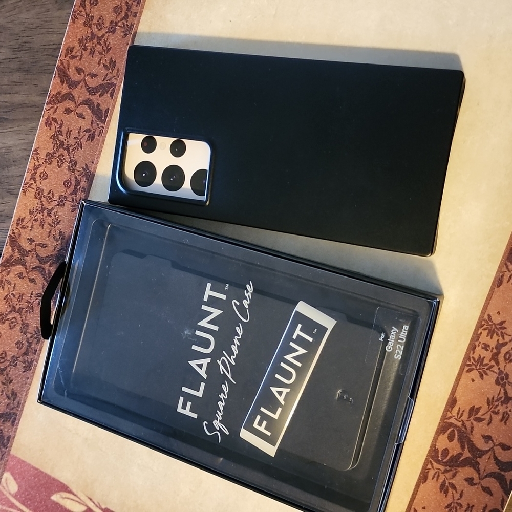 S22 Ultra Flaunt Matte Black Case